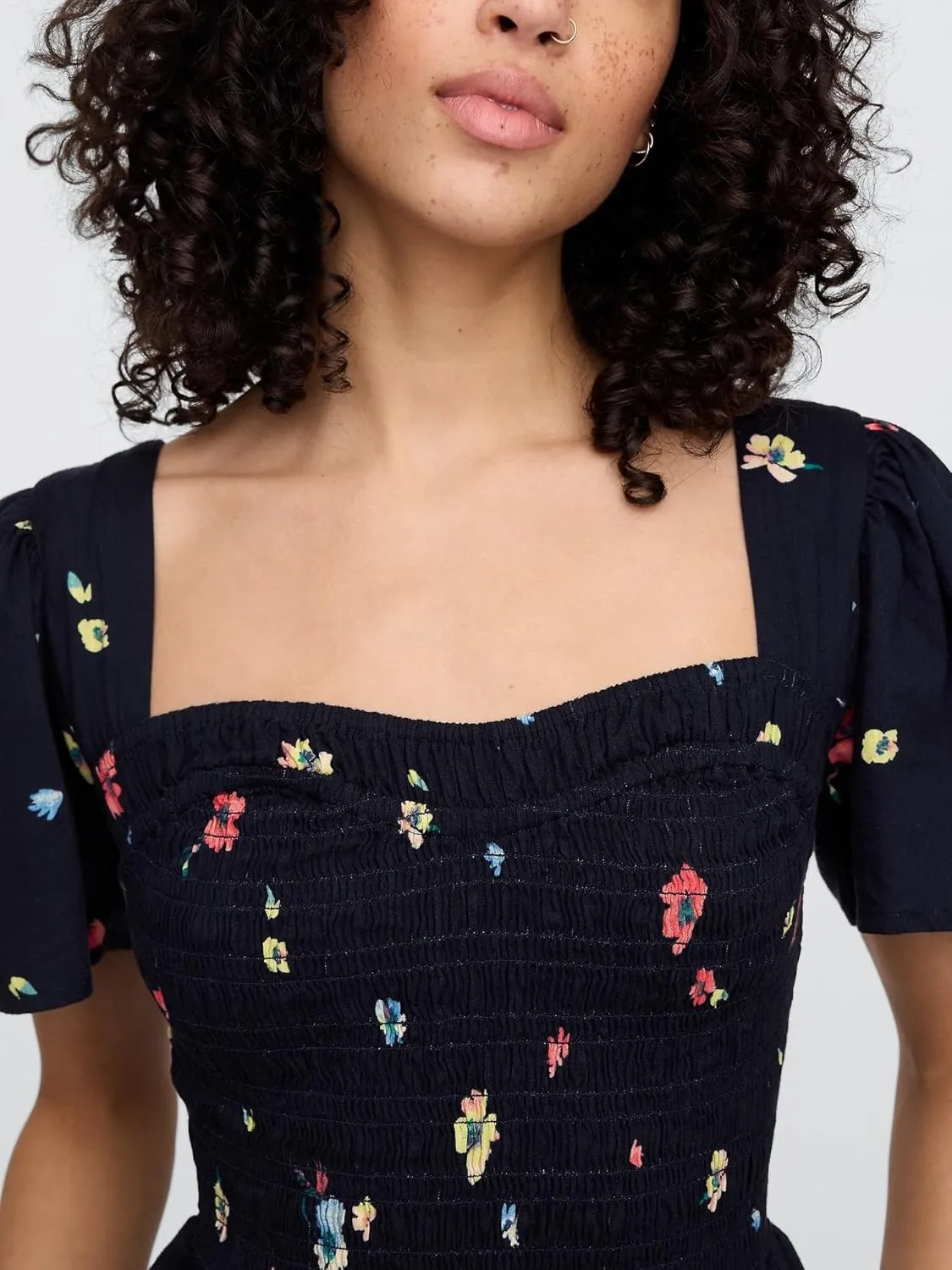 GAP Women's Smocked Midi Dress